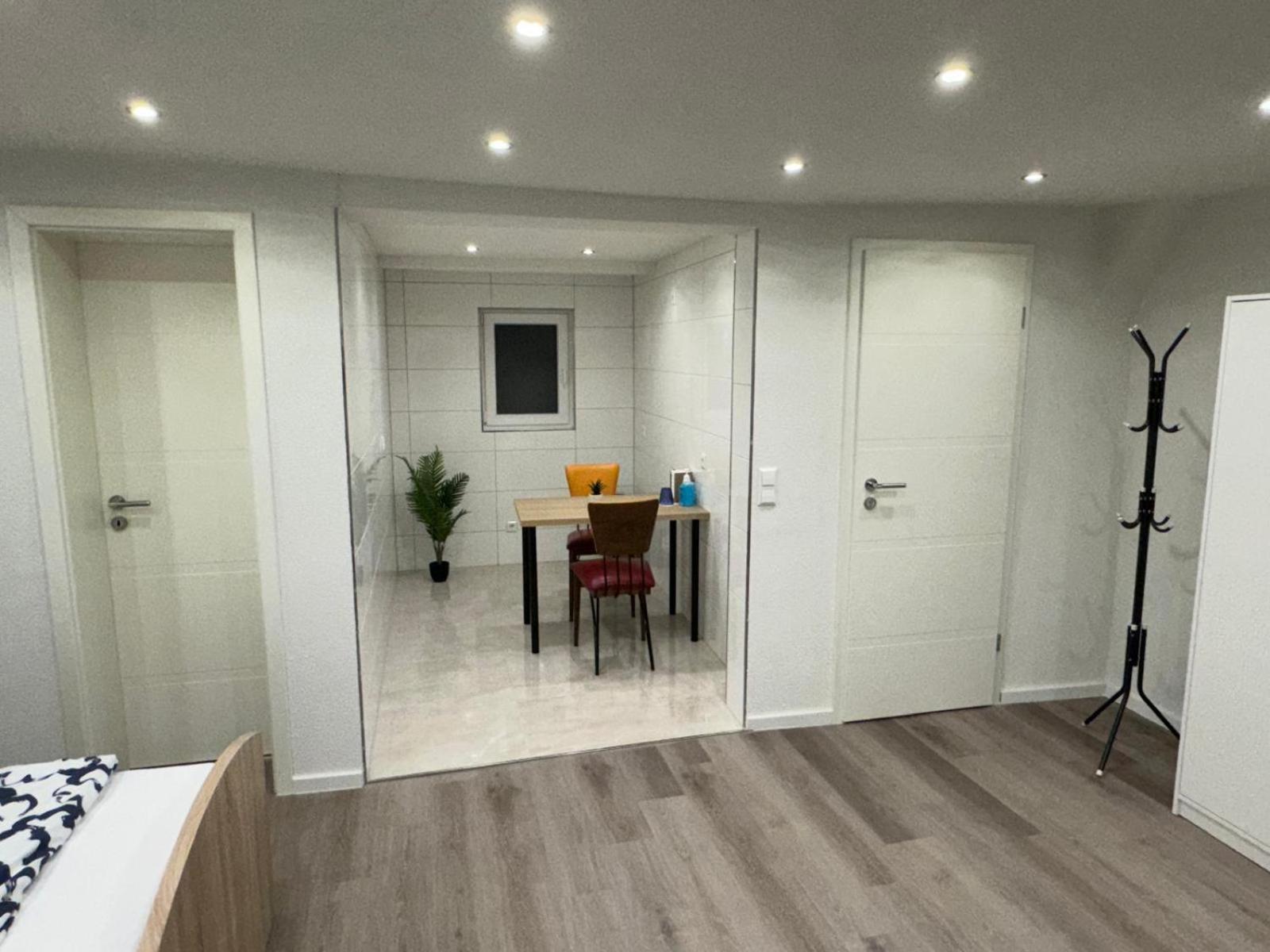 City Apart 2 Stadtwohnung Mit Netflix Nahe Bahnhof 辛斯海姆 外观 照片