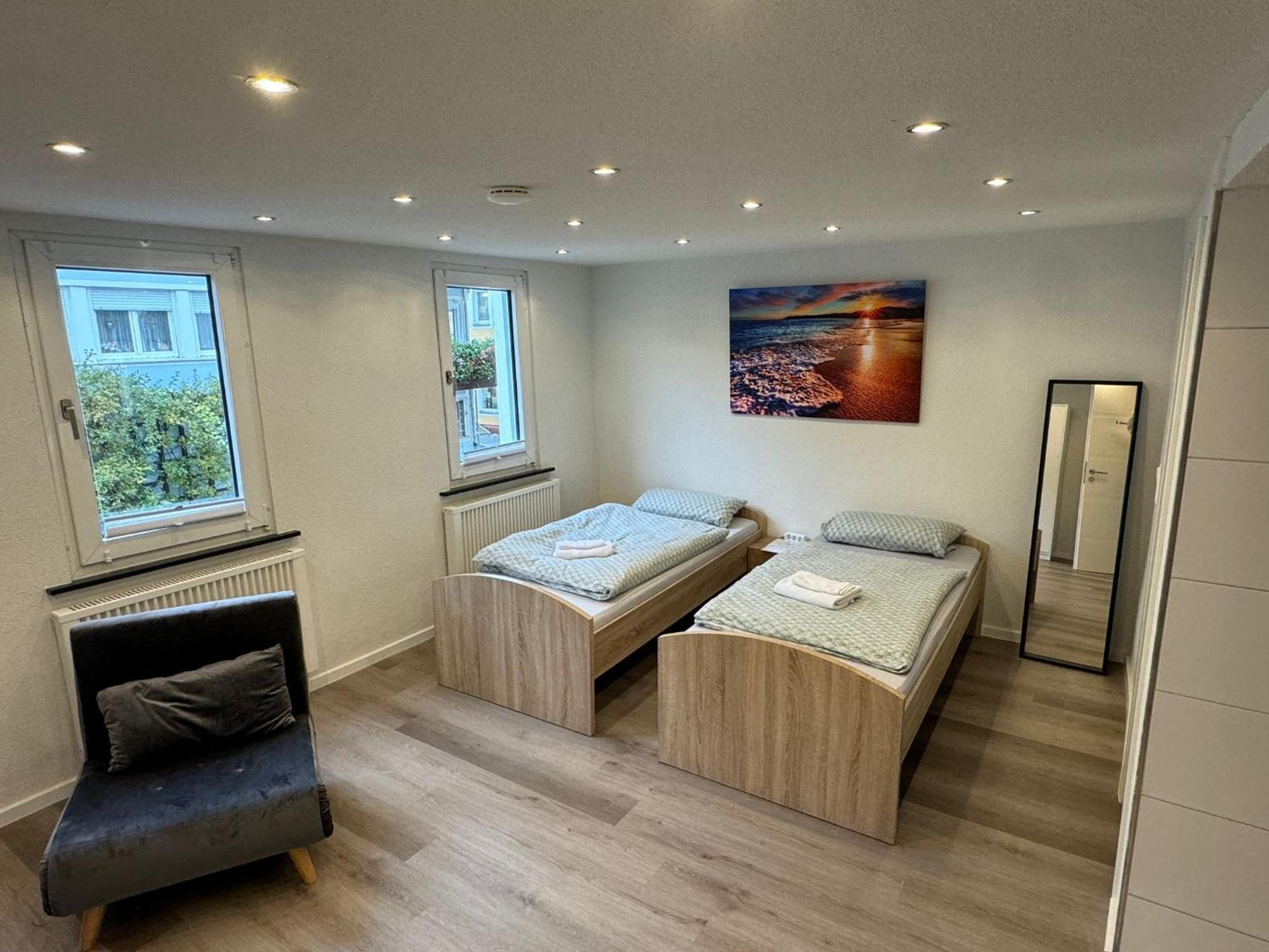 City Apart 2 Stadtwohnung Mit Netflix Nahe Bahnhof 辛斯海姆 外观 照片